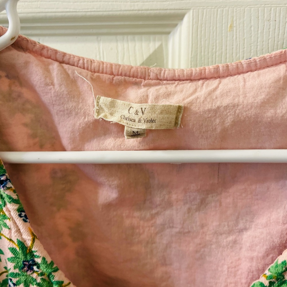 🍀super cute floral blouse top